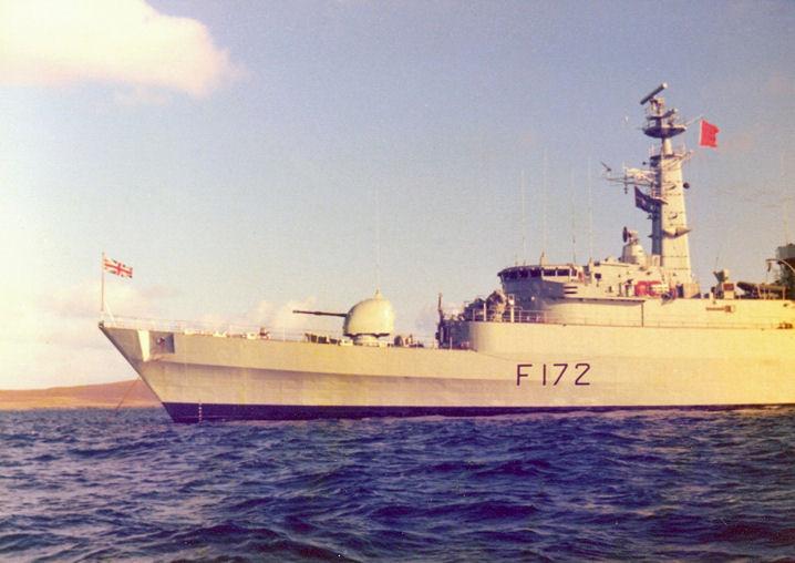 DM3_anchor shetlands.jpg - At Anchor off the Shetlands -photo©David Marchant